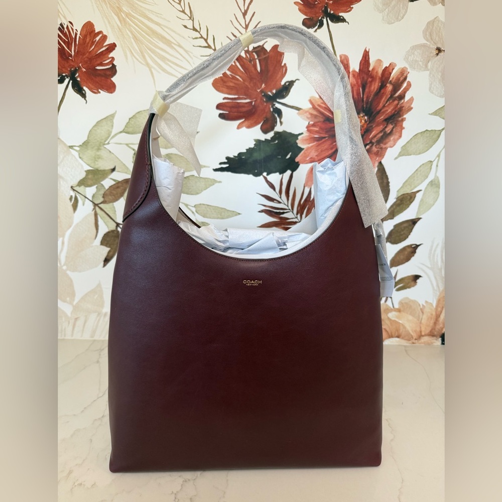 NWT Coach Brooklyn 39 Merlot